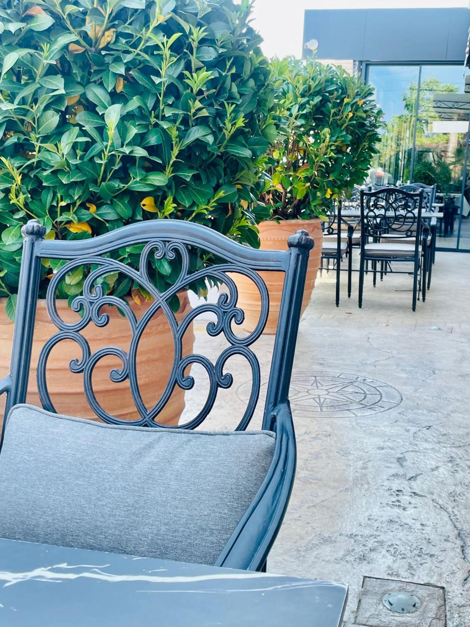 Hotel Avenue Равда Экстерьер фото